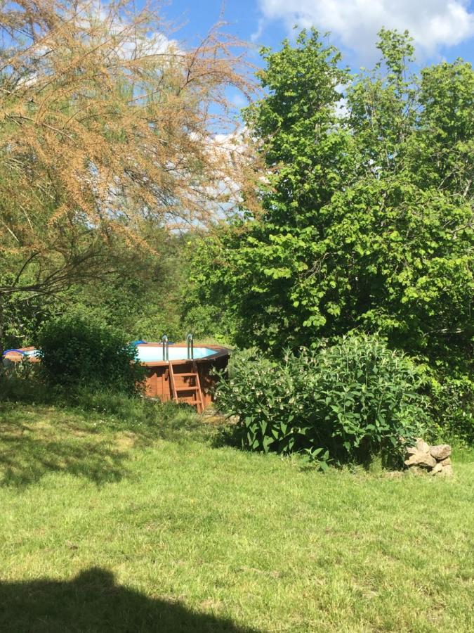 Le Gite Du Petit Renard: A Tranquil Gite With Pool Oradour-Saint-Genest エクステリア 写真
